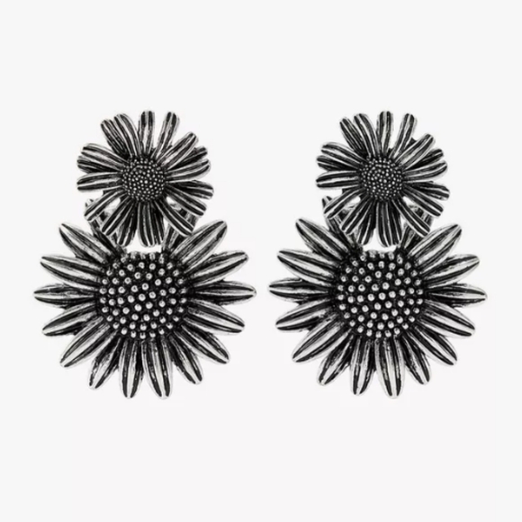 Zara Jewelry - Zara Double Flower Earrings